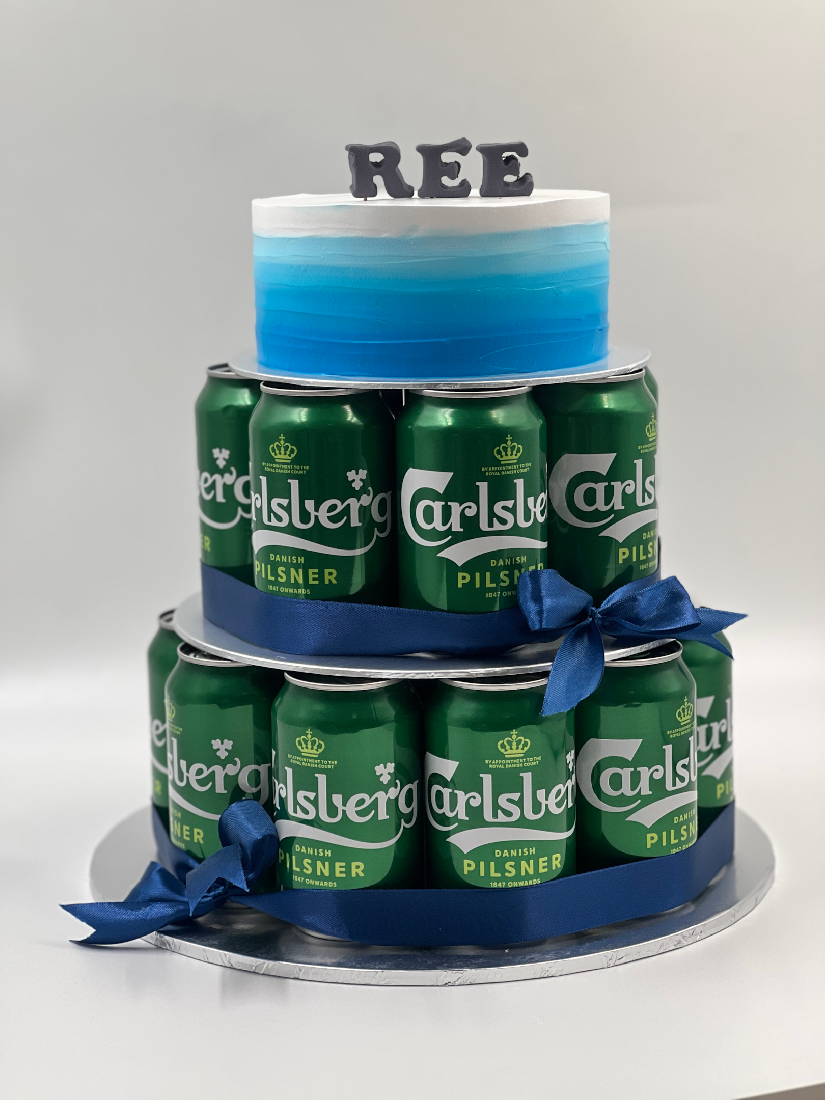 three tiers beer tower cake